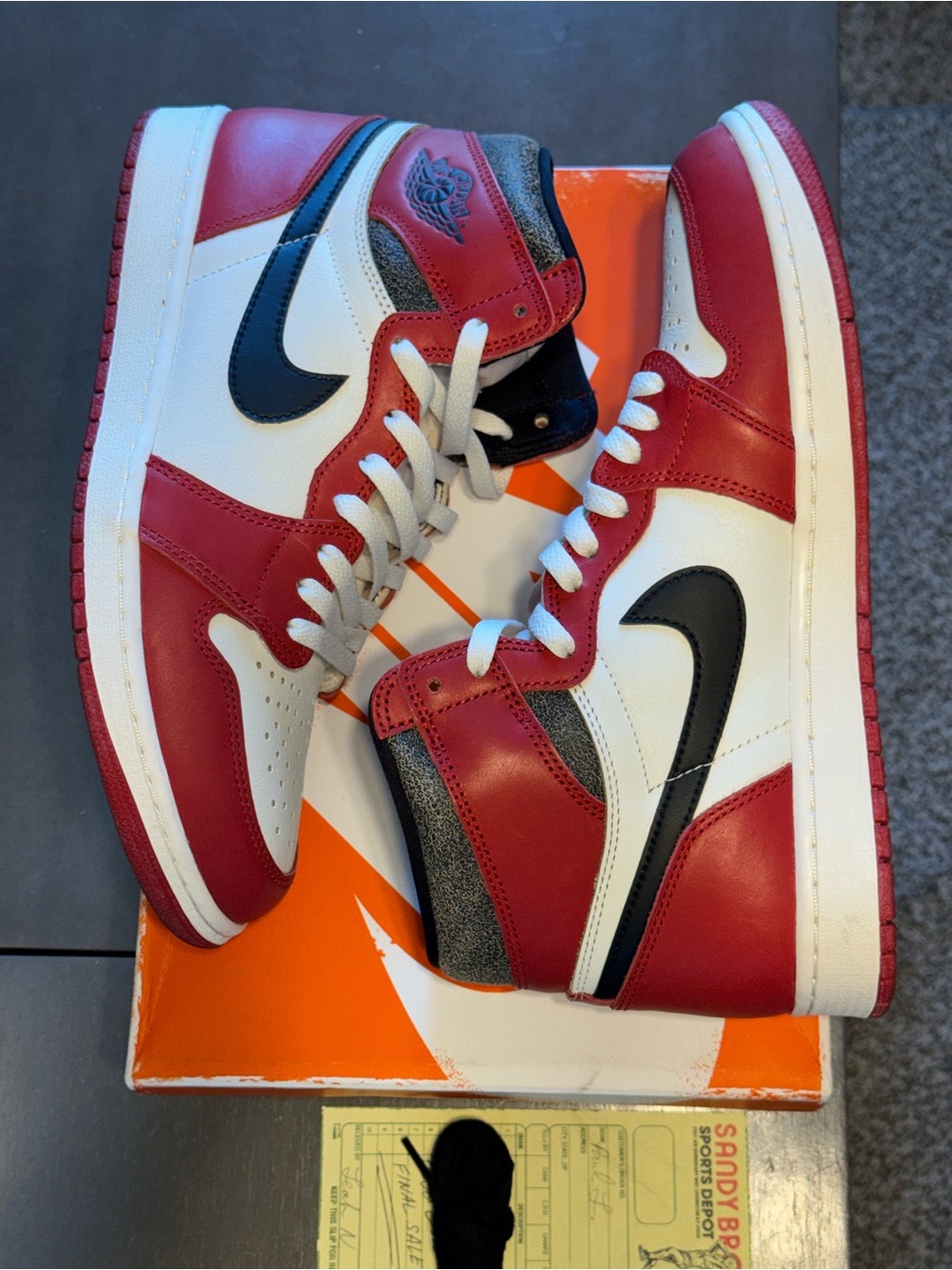 Jordan 1 Retro High OG “Lost & Found” Size 10.5 - Picture 2 of 6